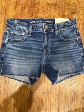 American eagle Midi denim shorts